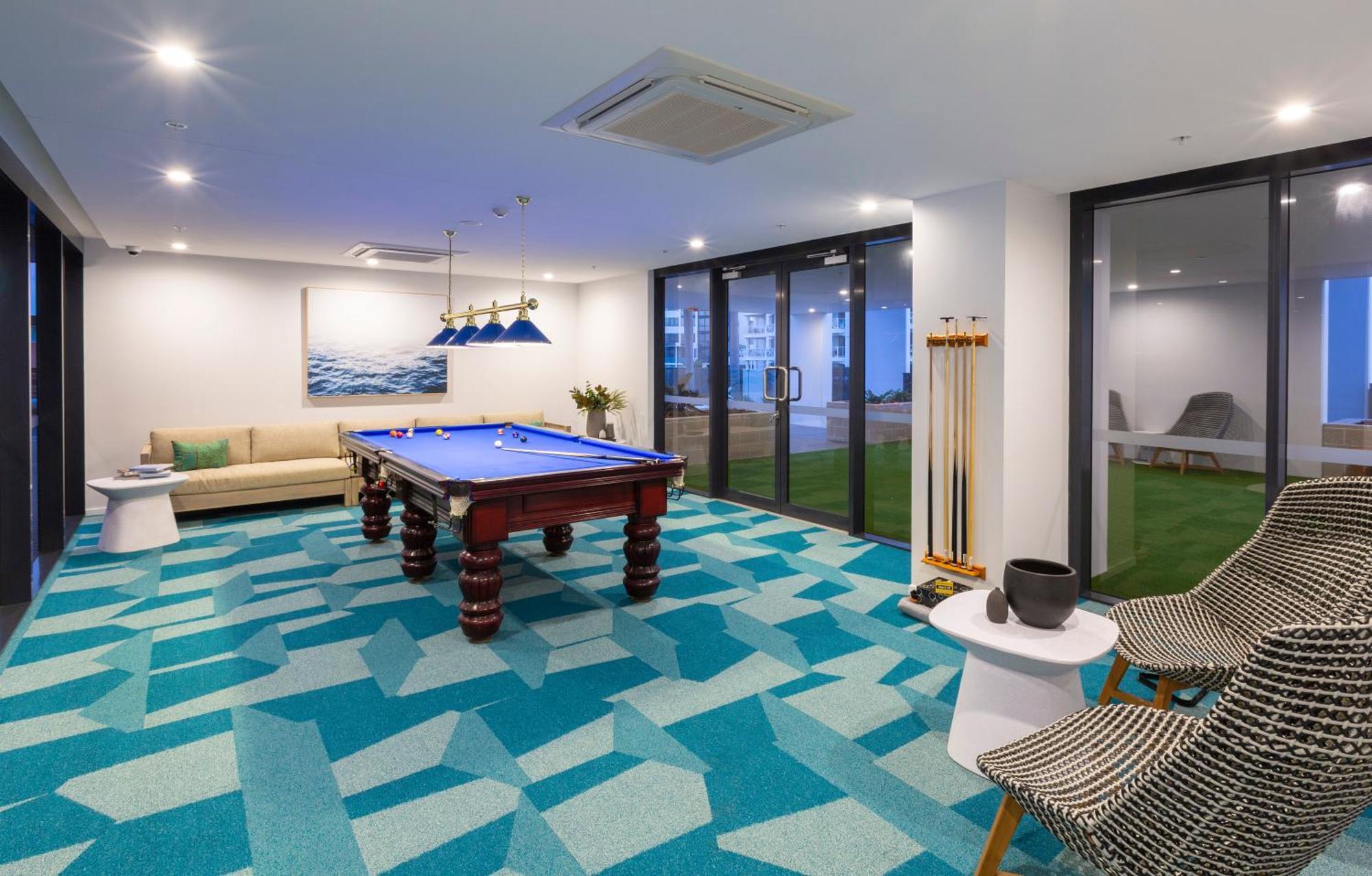 คิวบ์ บรอดบีช Aparthotel โกลด์โคสต์ ภายนอก รูปภาพ