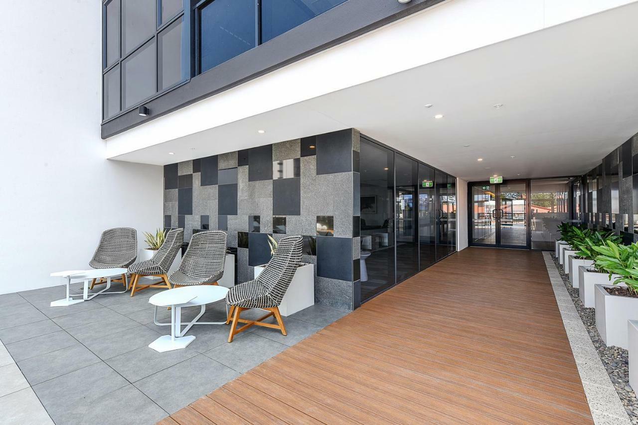 คิวบ์ บรอดบีช Aparthotel โกลด์โคสต์ ภายนอก รูปภาพ